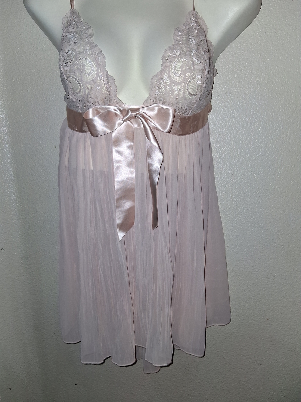 Victoria's Secret Sheer Lace Babydoll with Satin Bow in Light Blush Sz XL